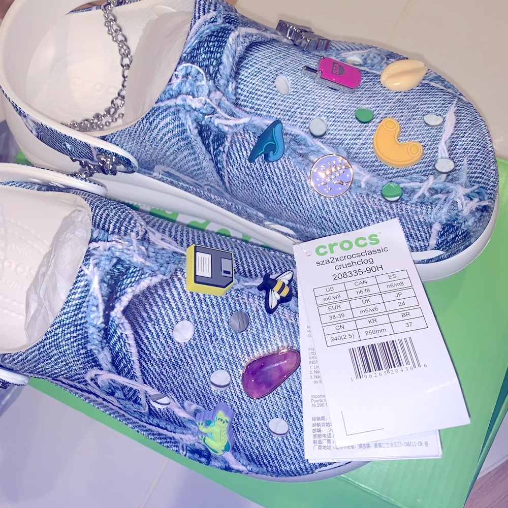 Crocs